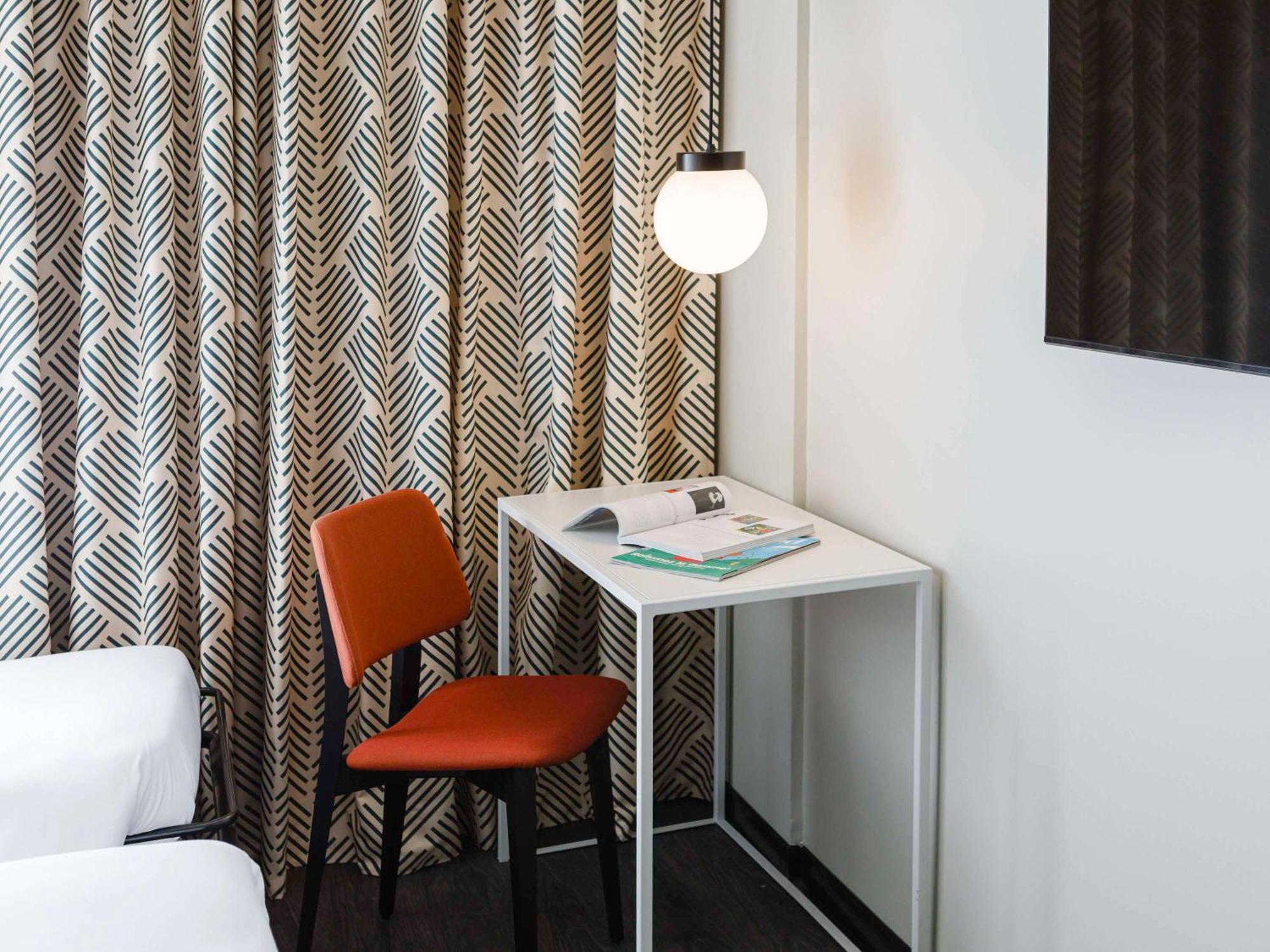 Hotel Kyriad Lyon Est - Zi - Aéroport 3*